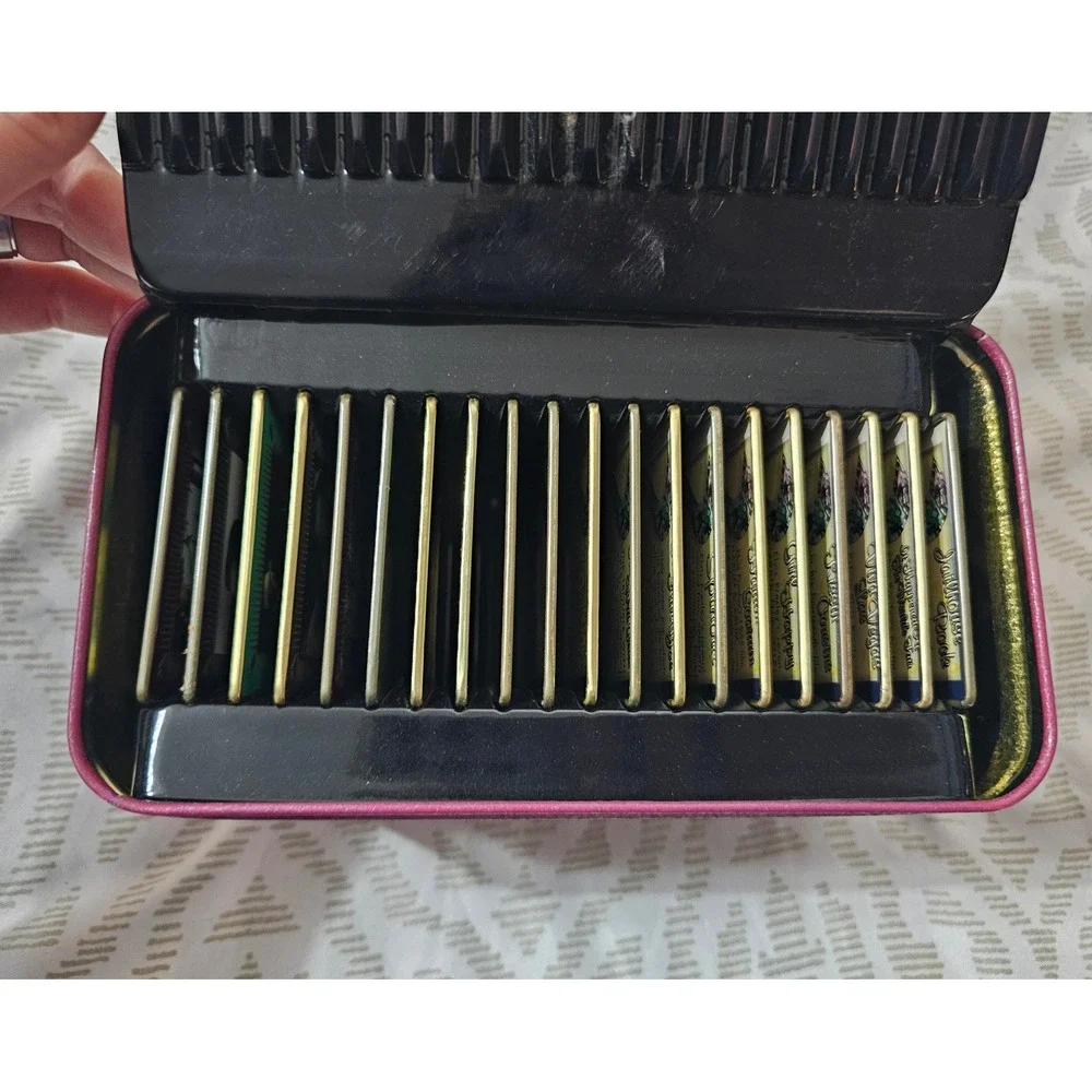 Elvis Gold Movies Series 3 Metallic Impressions Collector Cards Tin Set 1995